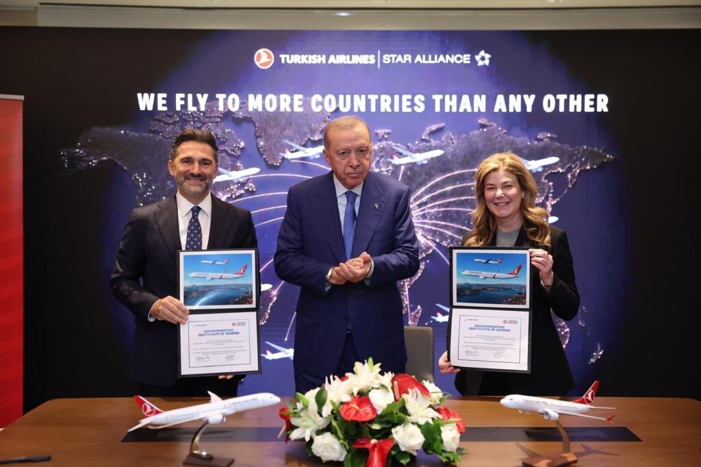 Turkish Airlines bestellt 100 Boeing 737-8 – Wartungsvereinbarung noch offen