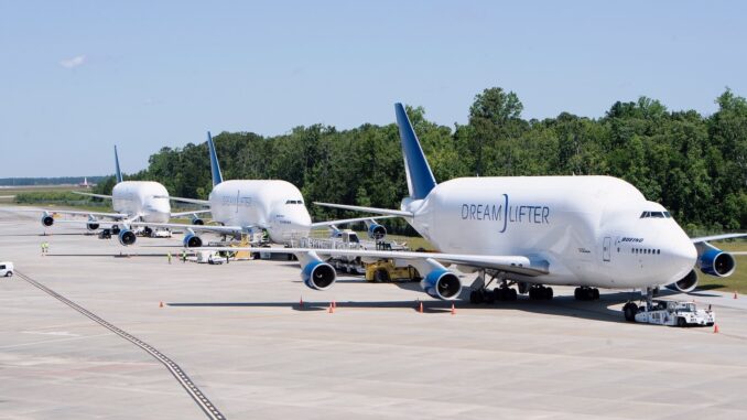 Boeing 747 Dreamlifter